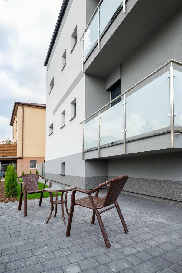 Willa Debowa Apartment Niepolomice Exterior photo